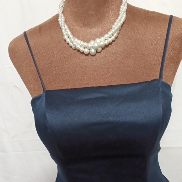 Wtoo Midnight Blue Formal Dress | Satin Evening Gown | Size 0 - Picture 2 of 7